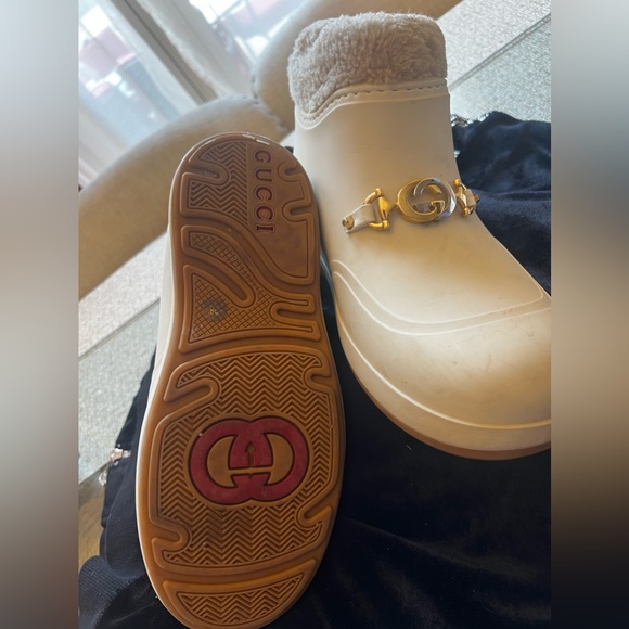 Gucci Cream Rubber Horsebit Chelsea Boot - Picture 2 of 7